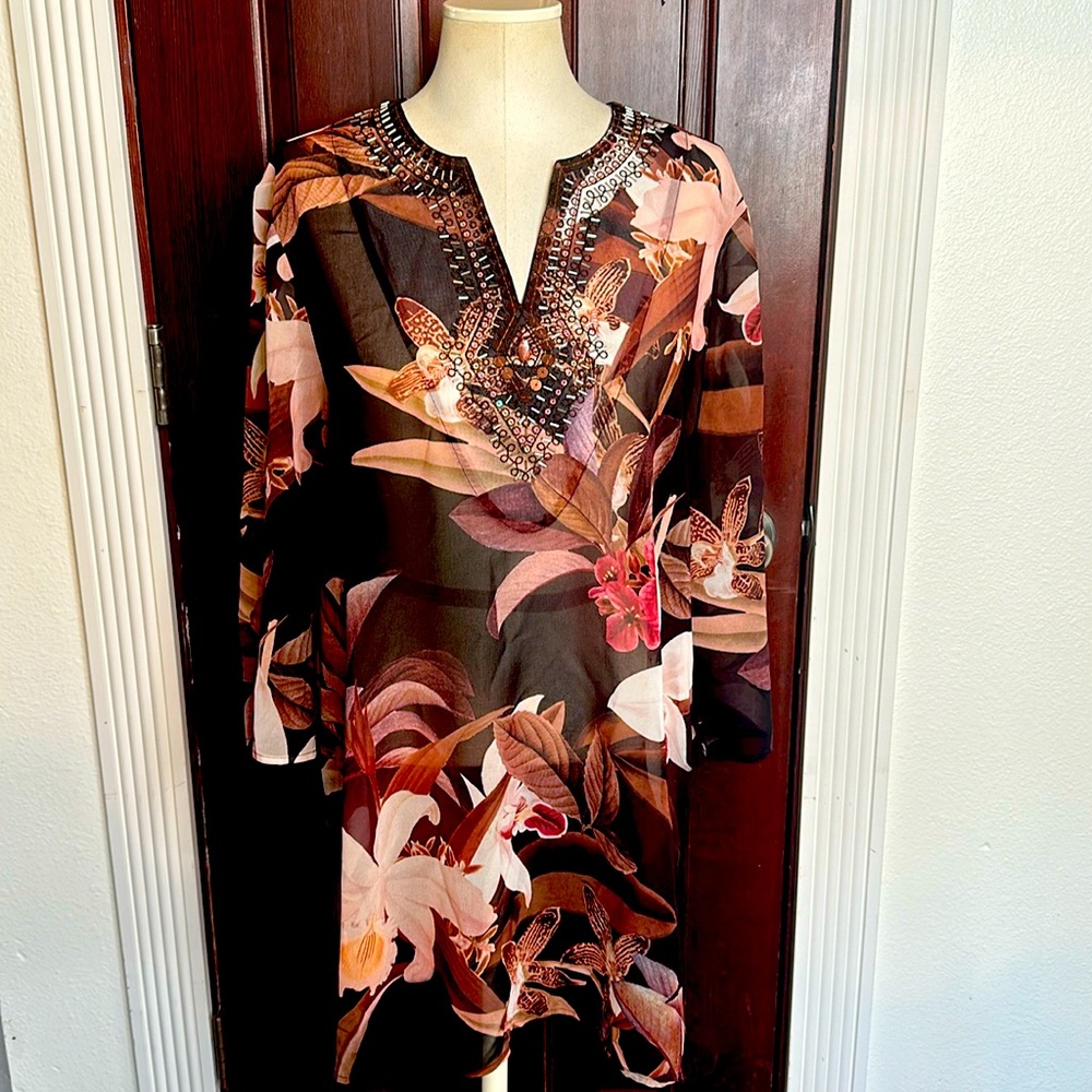 Chicos floral  beaded gorgeous floral tunic NWOT